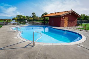 Swimming pool at the hotel marina.